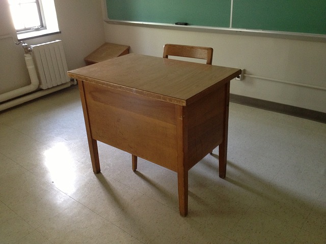 classroom-377668_640